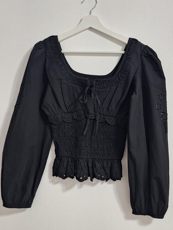 Damson Madder Tops - NWOT Damson Madder Black Smocked Peasant Blouse with Puff Sleeves